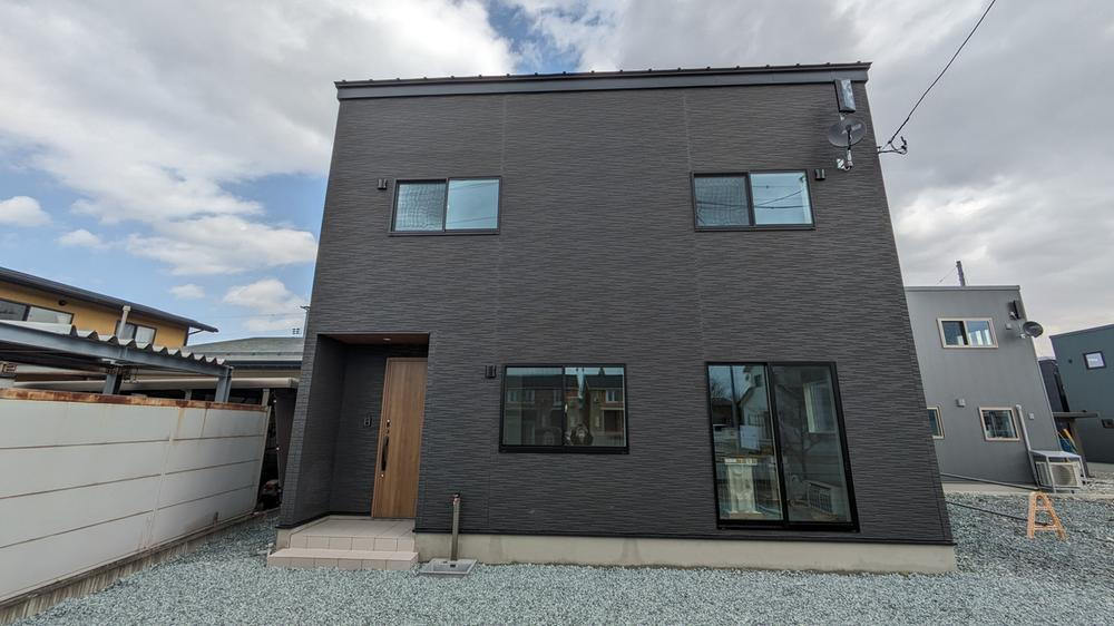 山形県東根市六田２ 2780万円