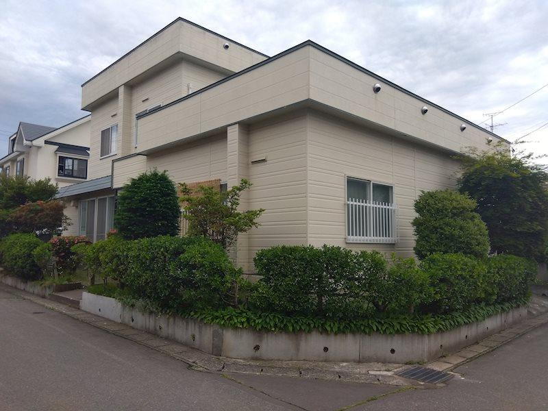 青森県弘前市大字千年４ 820万円