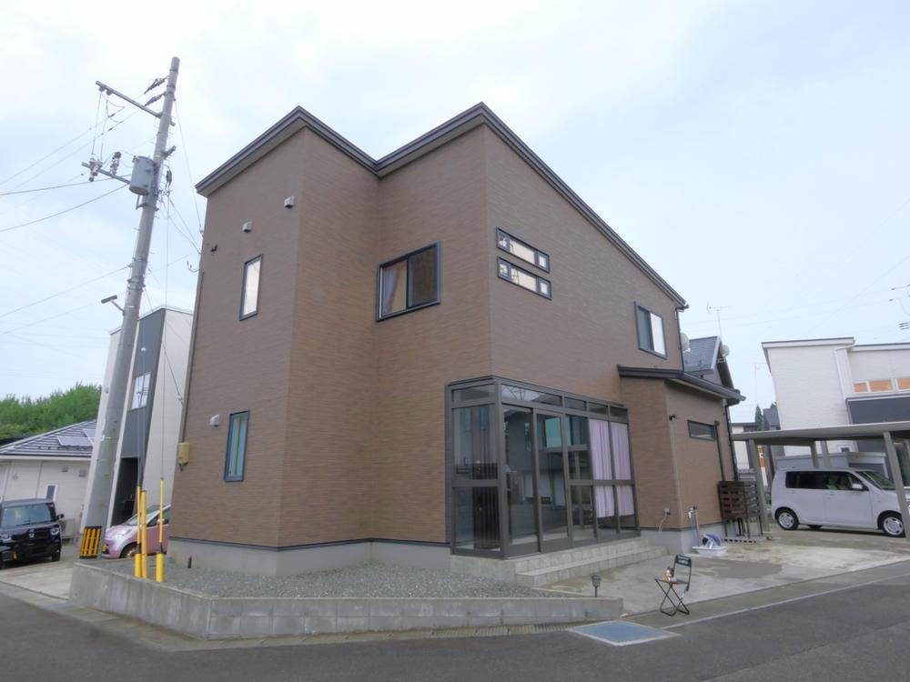 秋田県秋田市御所野堤台２ 2800万円