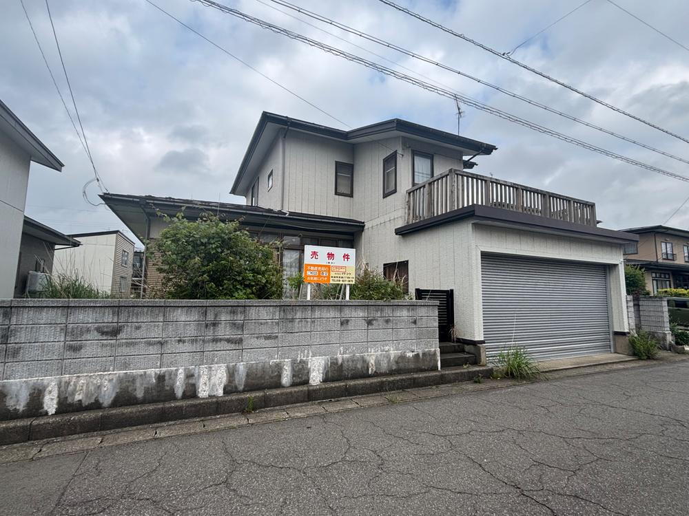 秋田県秋田市御野場６ 1260万円