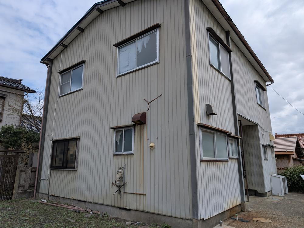山形県酒田市浜田１ 中古住宅