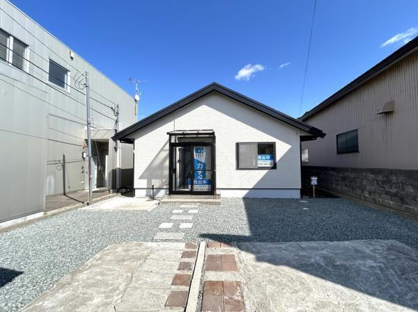 秋田県南秋田郡八郎潟町字昼根下 1499万円