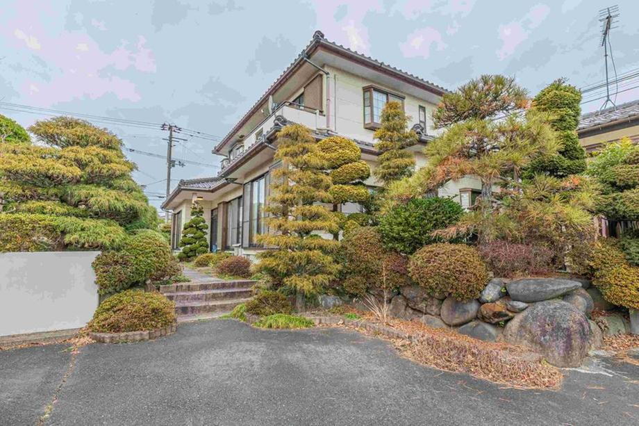 宮城県岩沼市中央４ 7500万円