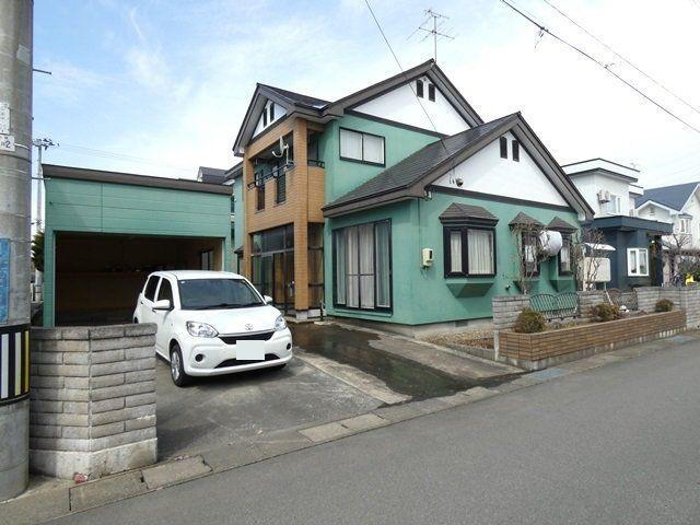 青森県弘前市大字青山４ 2080万円