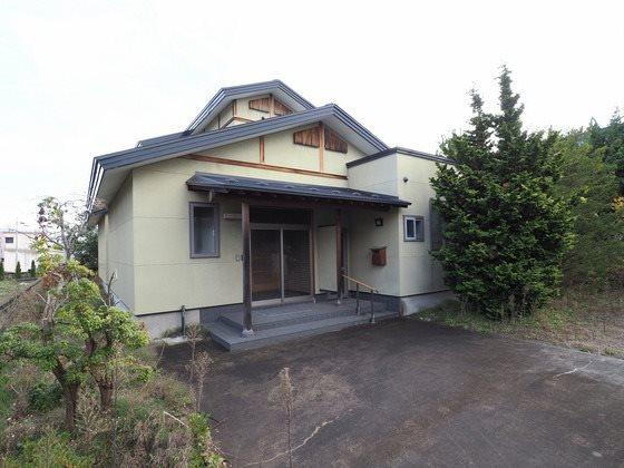 青森県弘前市大字松原東１ 4000万円