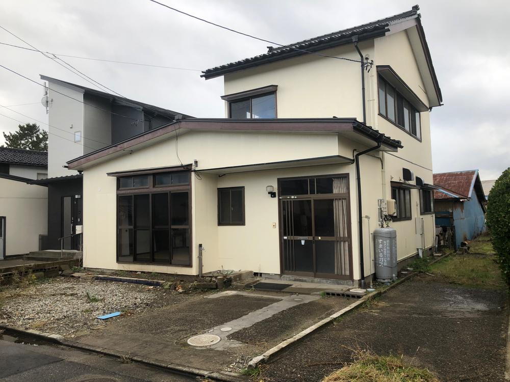 山形県酒田市北新町２ 中古住宅