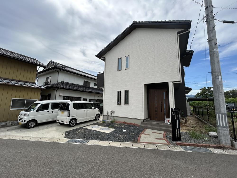 福島県福島市飯坂町平野字西道下 2490万円