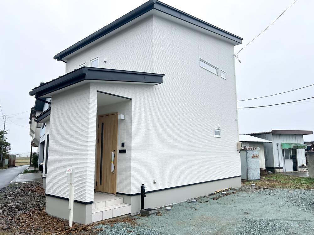山形県寒河江市大字西根字谷地田 2480万円 3LDK
