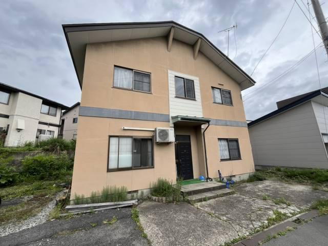 山形県米沢市太田町５ 930万円