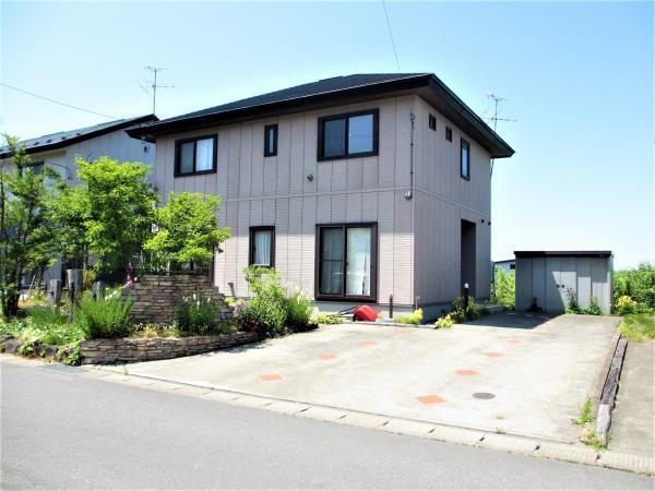 青森県弘前市大字大久保字西田 2580万円