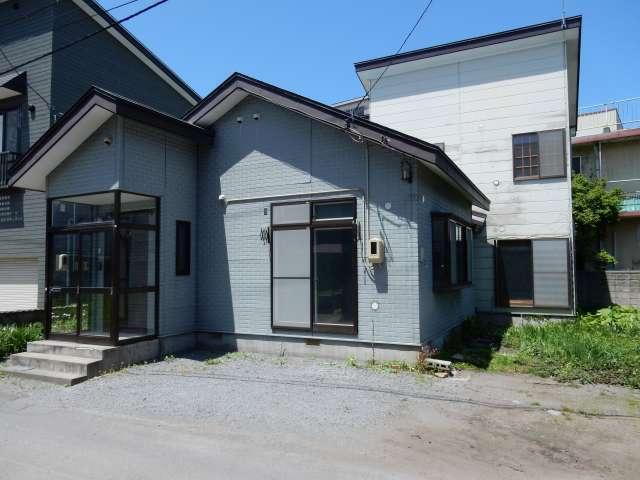 青森県青森市奥野２ 900万円