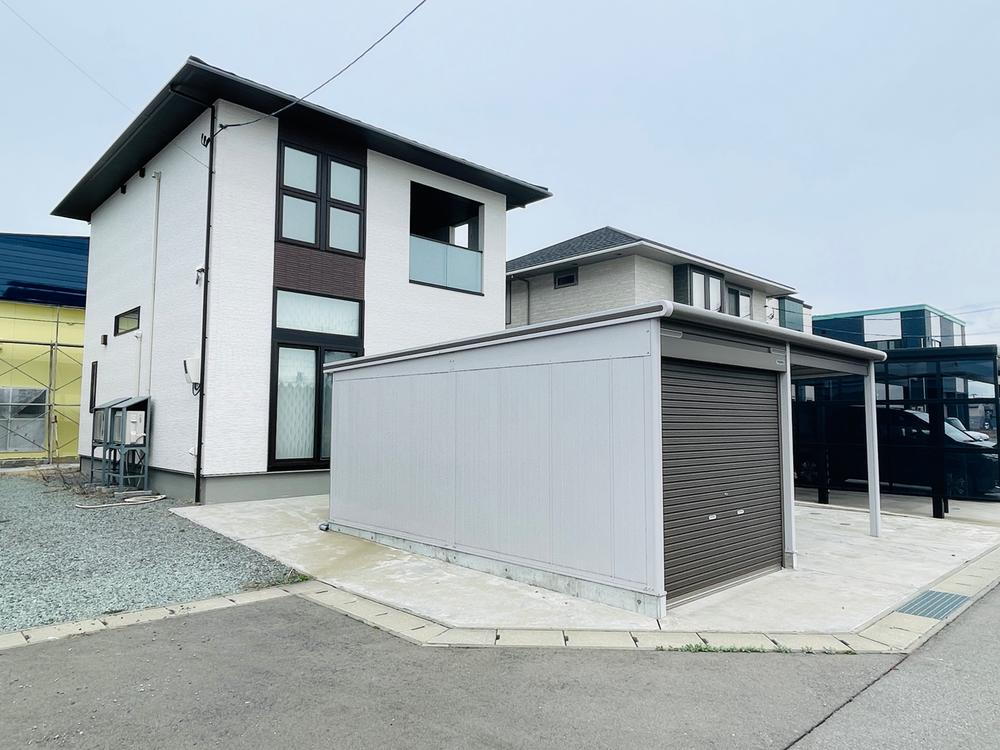 青森県北津軽郡鶴田町大字菖蒲川字前田 3350万円