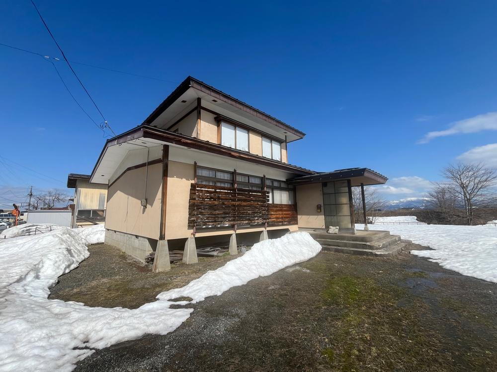 山形県米沢市広幡町成島 600万円