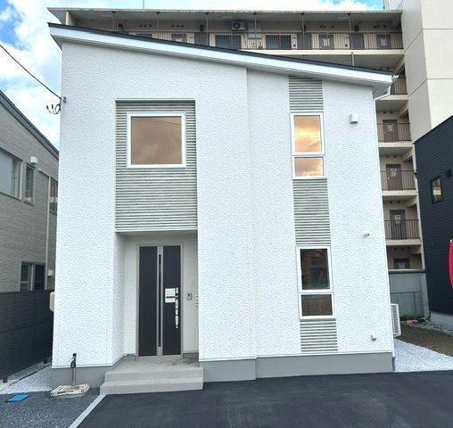 青森県八戸市大字長苗代字紺屋町 3080万円