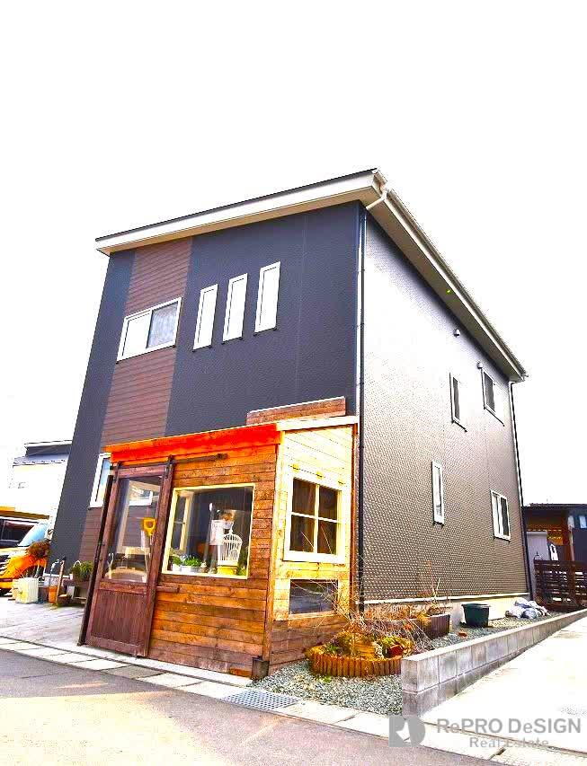 秋田県秋田市御所野堤台２ 2100万円