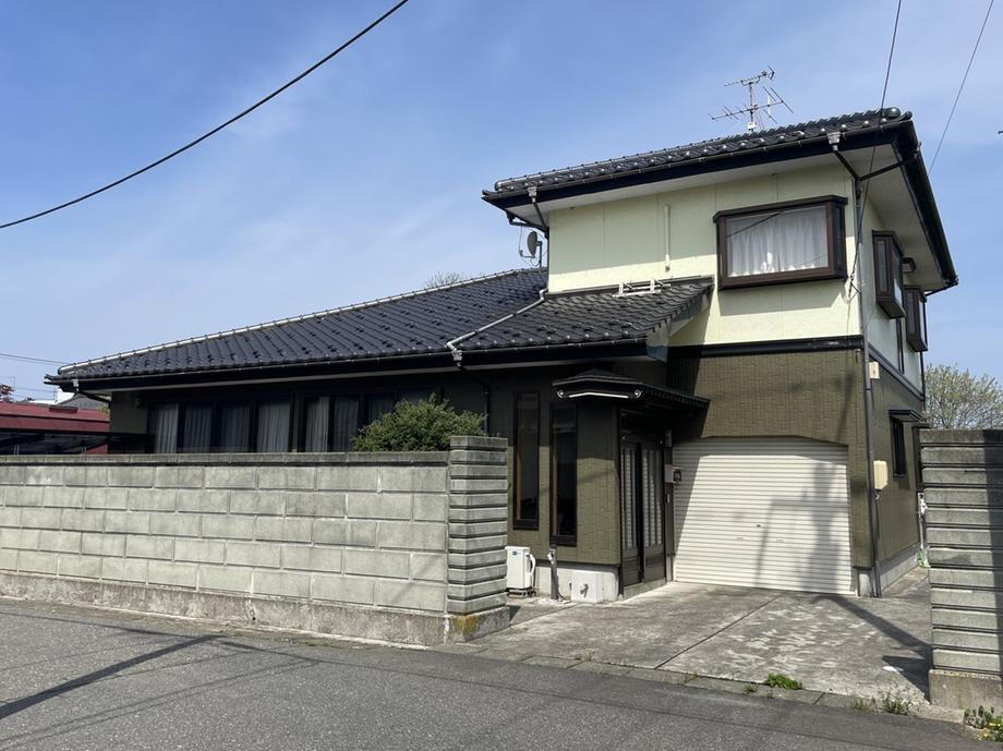 山形県東田川郡庄内町余目字沢田 1450万円