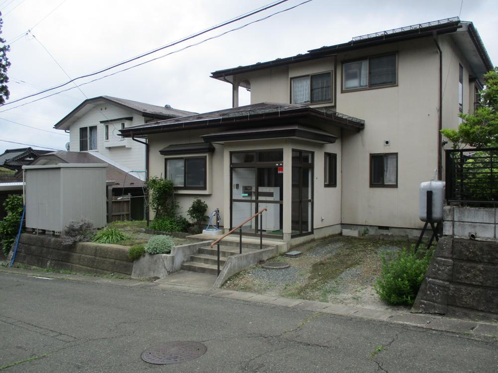 岩手県盛岡市黒川１１地割 800万円