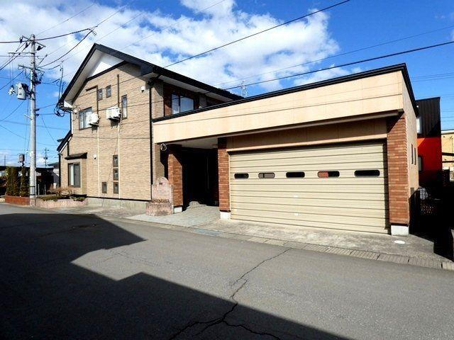 青森県弘前市大字田園３ 3650万円