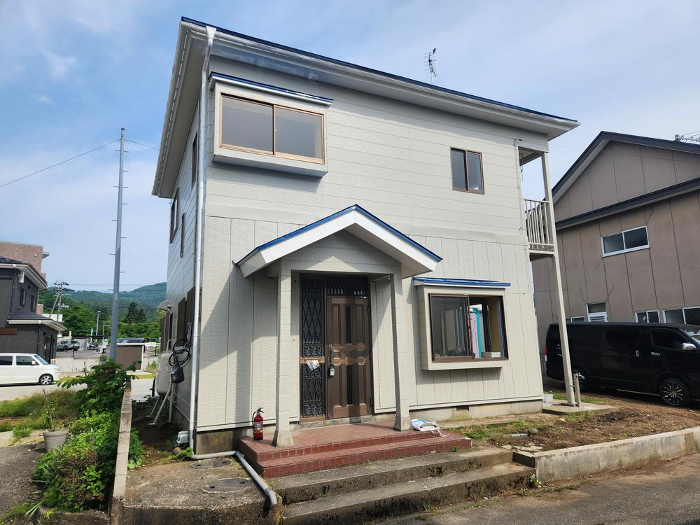 福島県会津若松市一箕町大字八幡字墓料 中古住宅