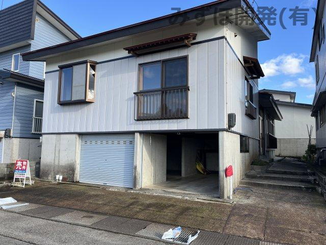 山形県新庄市千門町 1390万円