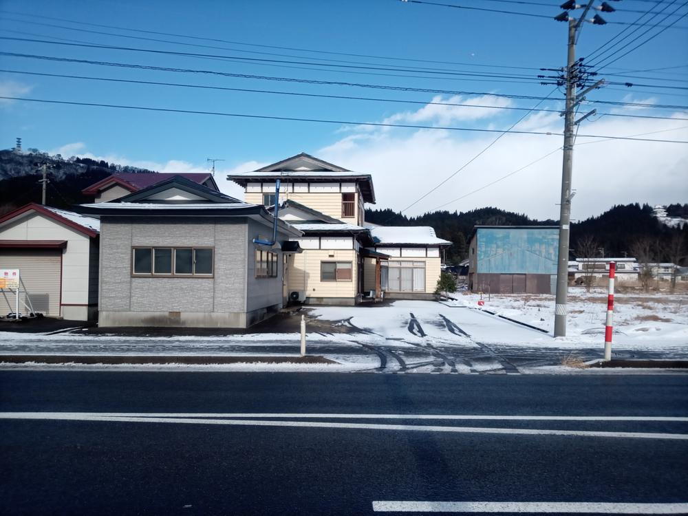 秋田県南秋田郡五城目町字石田六ケ村堰添 中古住宅