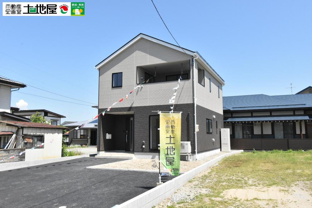 山形県東根市大字蟹沢 2290万円 4LDK
