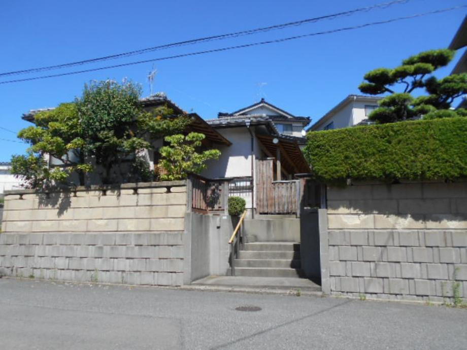 山形県酒田市光ケ丘２ 850万円