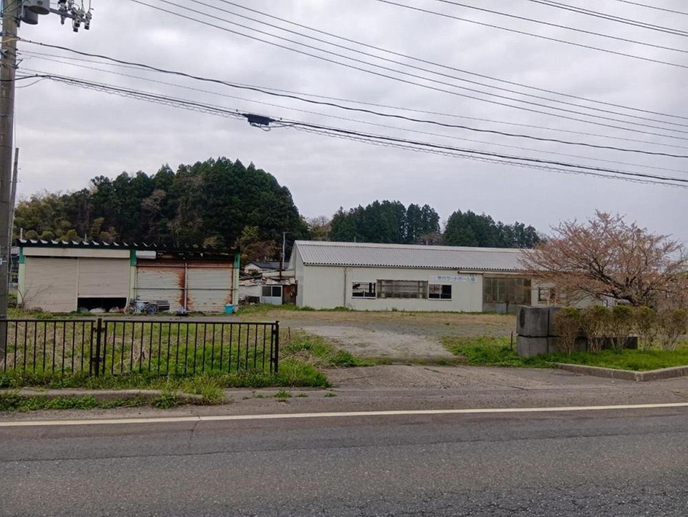山形県鶴岡市由良２ 350万円