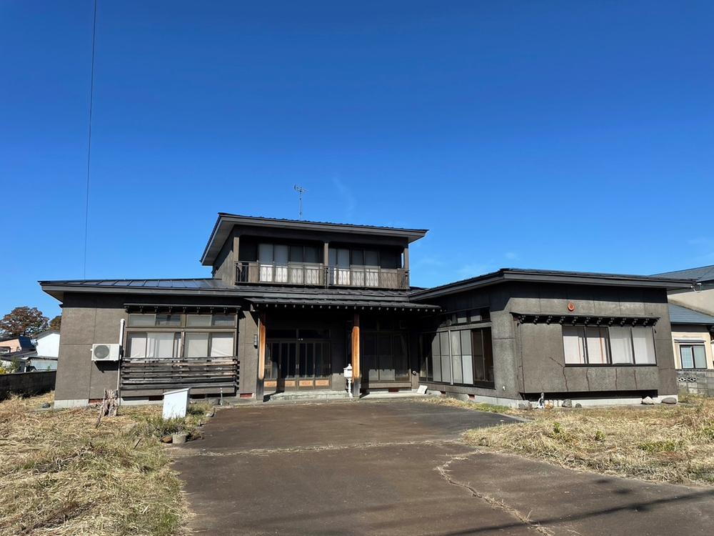 青森県南津軽郡藤崎町大字藤崎字村井 2500万円