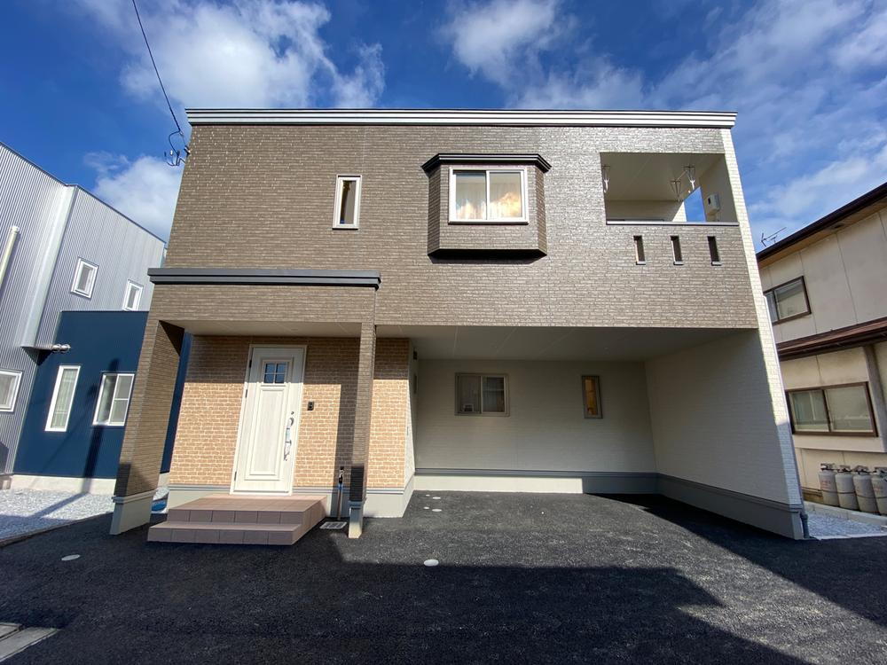 青森県八戸市石堂３ 2880万円 4LDK