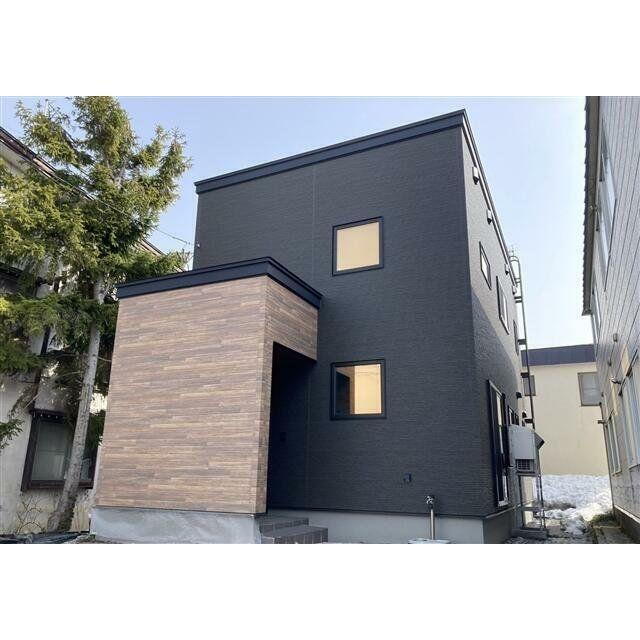 青森県青森市浪館前田４ 3200万円 3LDK