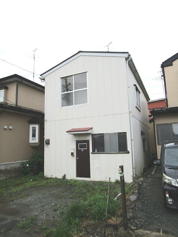 青森県八戸市大字市川町字桔梗野上 300万円