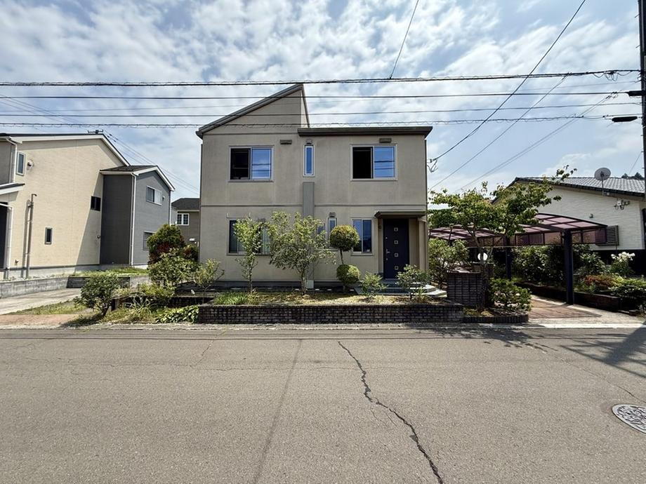 宮城県名取市愛島台２ 1690万円