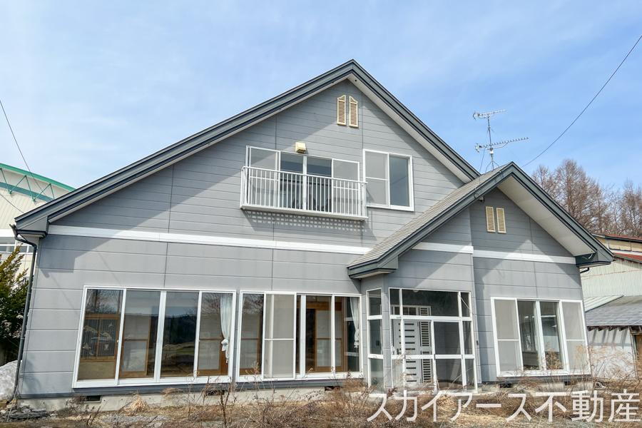 青森県三戸郡田子町大字田子字野々上平 880万円