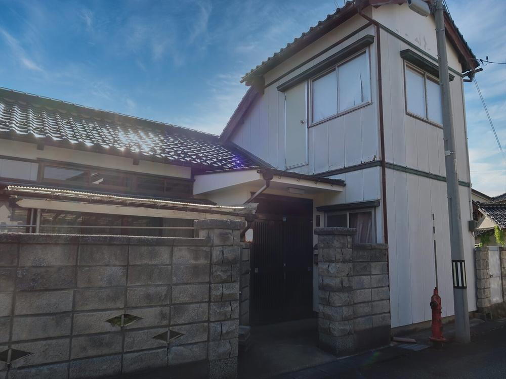 山形県酒田市光ケ丘４ 中古住宅
