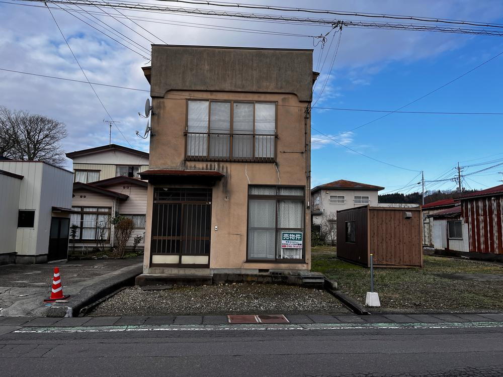 秋田県能代市二ツ井町字比井野 中古住宅