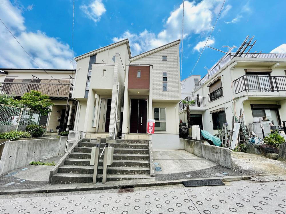 神奈川県横浜市戸塚区上倉田町 4199万円
