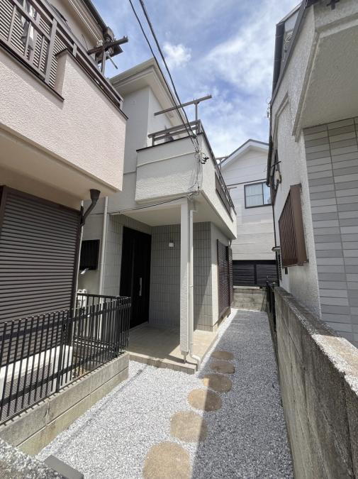 東京都杉並区荻窪１ 7497万円