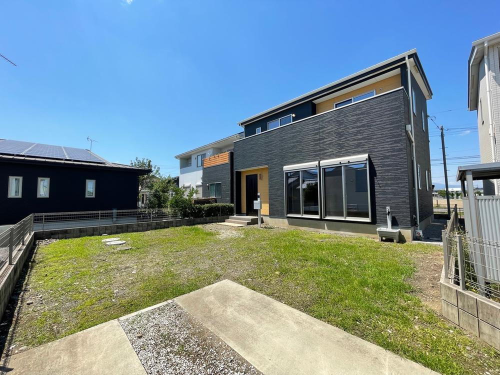 群馬県伊勢崎市富塚町 1698万円