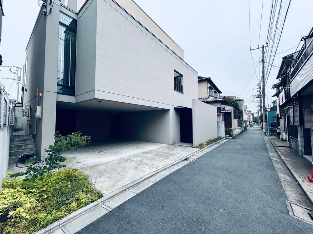 東京都杉並区天沼２ 35900万円