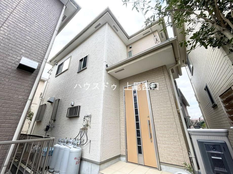 埼玉県上尾市大字中新井 1700万円