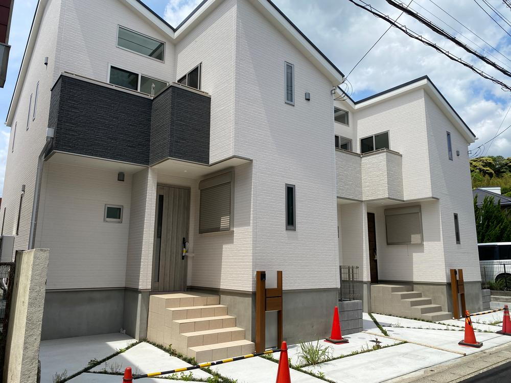 神奈川県逗子市小坪１ 3430万円 4LDK