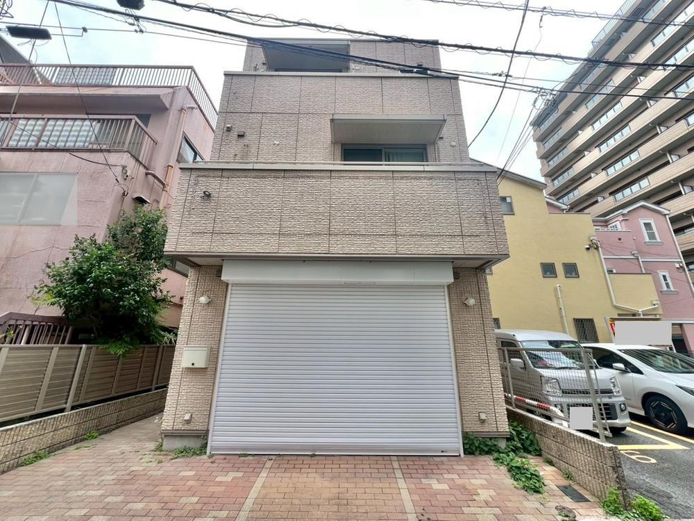 東京都文京区本駒込４ 22300万円