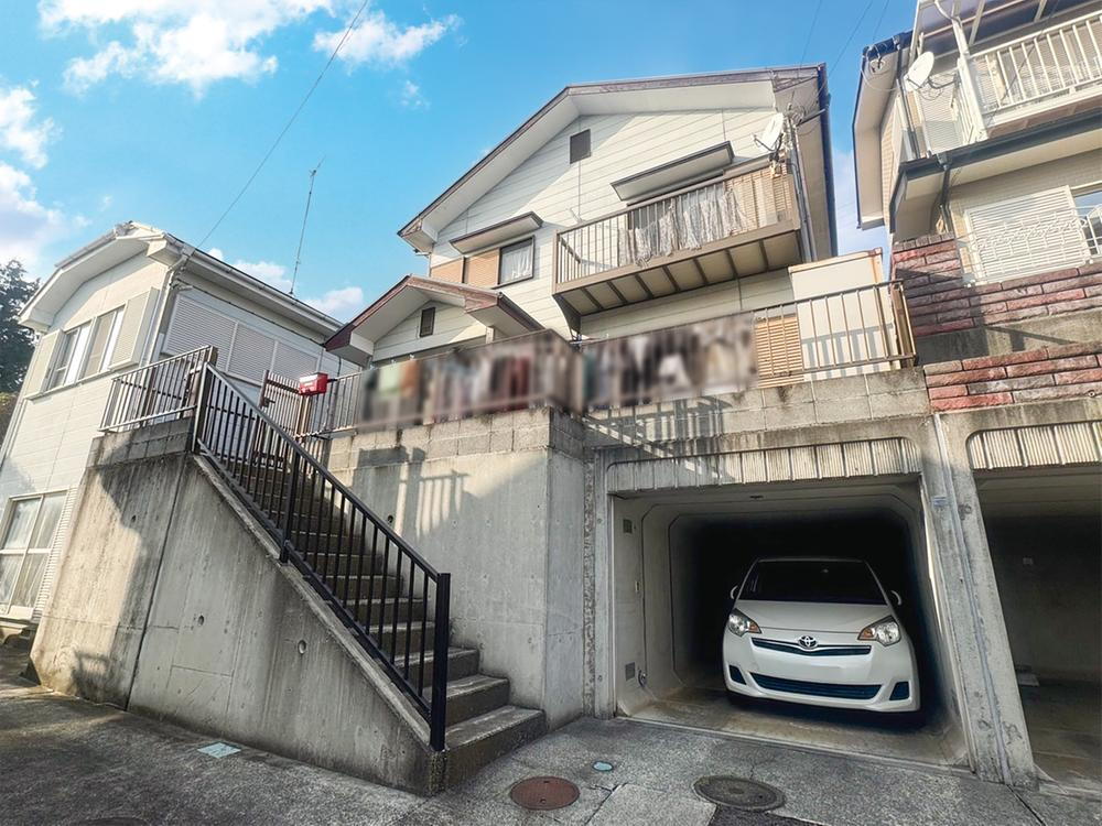 神奈川県足柄下郡湯河原町吉浜 890万円