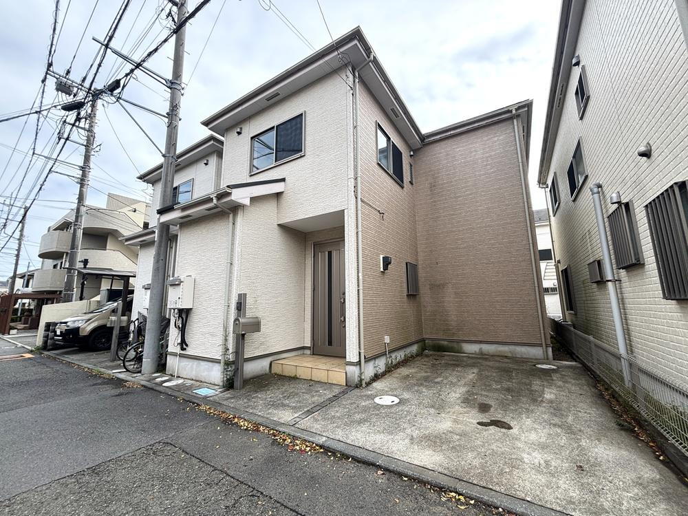 神奈川県茅ヶ崎市ひばりが丘 4699万円