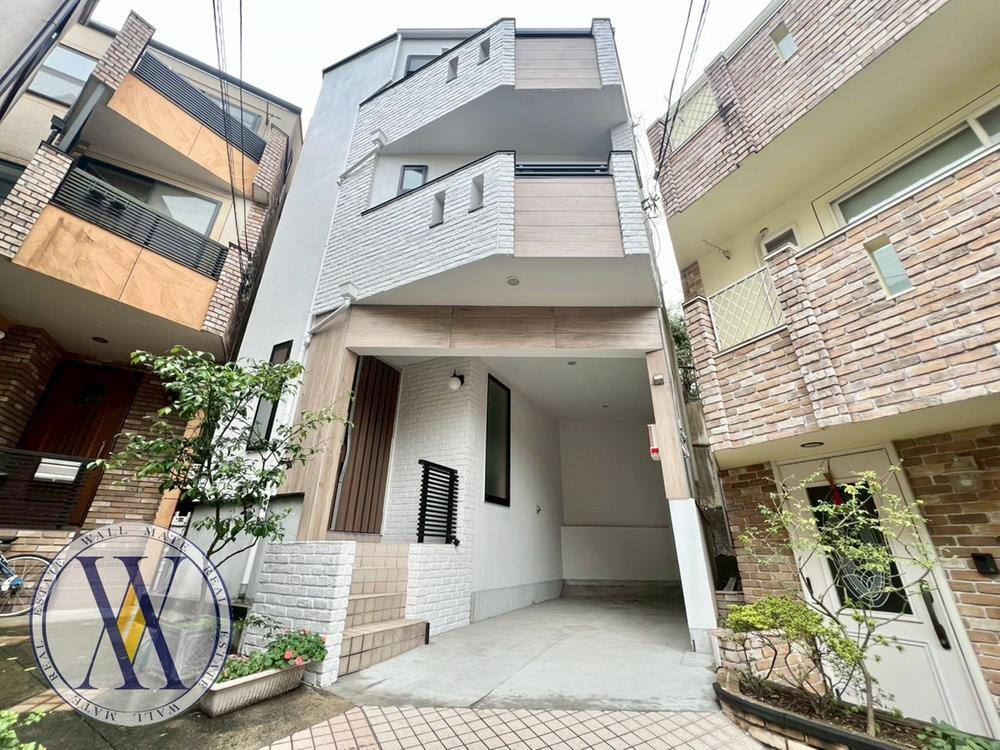 東京都港区西麻布２ 中古住宅
