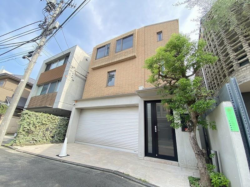 東京都渋谷区広尾２ 92000万円