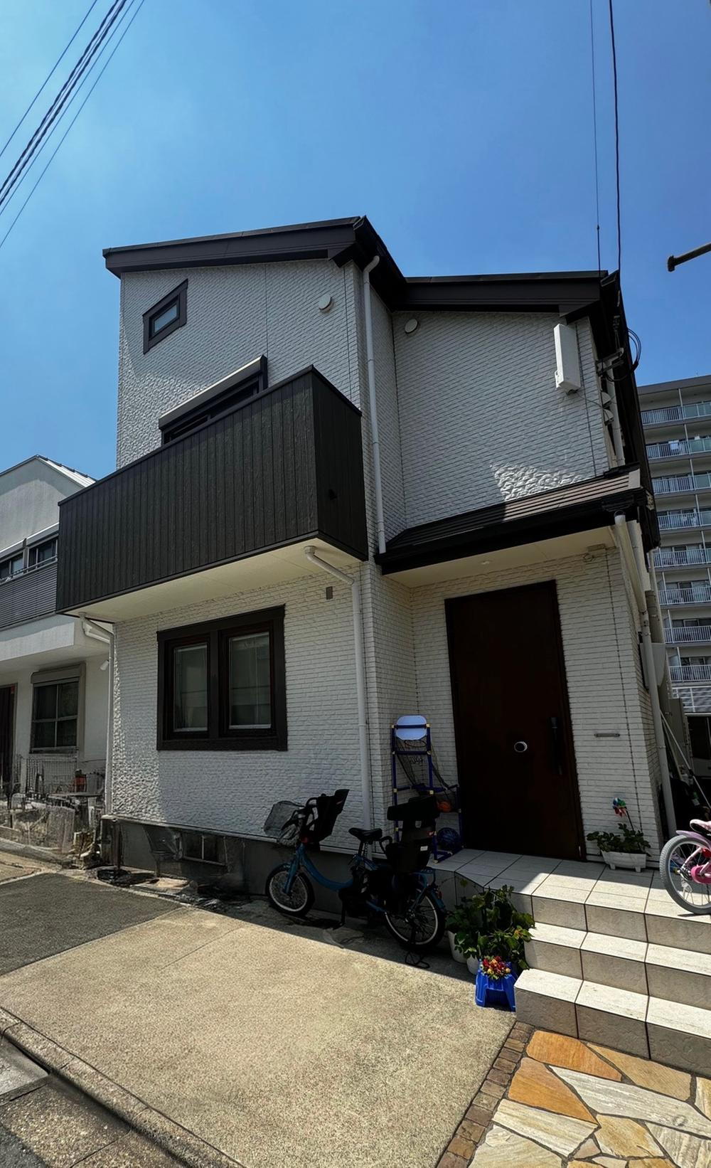 東京都世田谷区深沢４ 12800万円