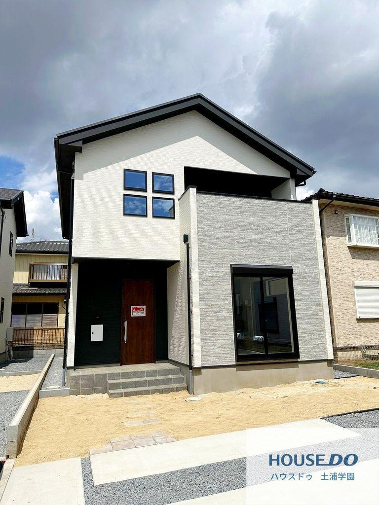 茨城県かすみがうら市稲吉東３ 2298万円 4LDK