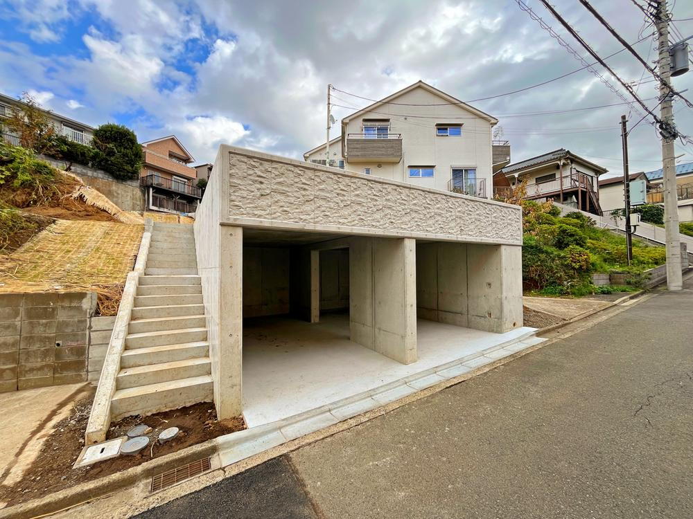 神奈川県横浜市青葉区美しが丘４ 12800万円 4LDK